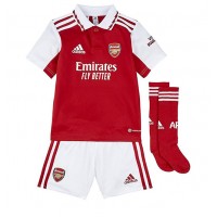 Arsenal Benjamin White #4 Hjemmebanesæt Børn 2022-23 Kortærmet (+ Korte bukser)